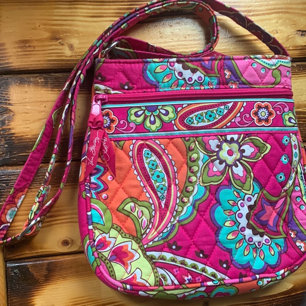 Vera Bradley small pink purse